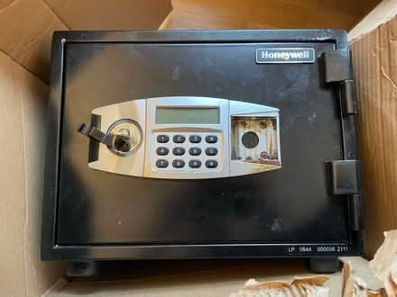 Photo of free Honeywell safe (St. John’s Wood Rd NW8) #2