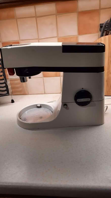 Photo of Kenwood Chef food mixer A901 (Hazlemere HP15) #1