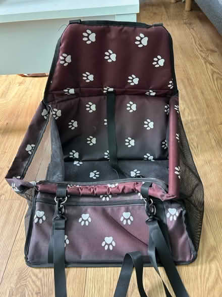 Photo of free Dog car seat (Chichester - PO19) #1