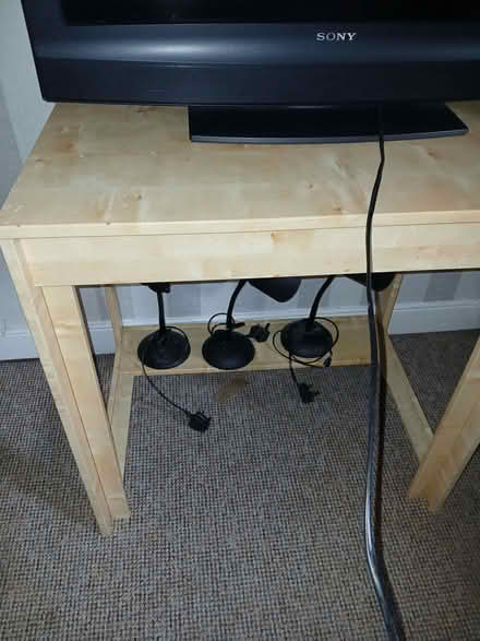 Photo of free Small computer desk (BT6) #1