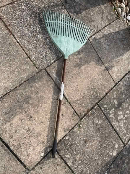 Photo of free Leaf Rake (Wallands Park BN7) #1