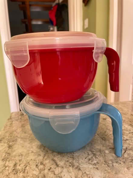 Photo of free 2 microwave bowls (Welling DA16) #1