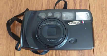 Photo of free Samsung camera with case (Ham TW10) #1
