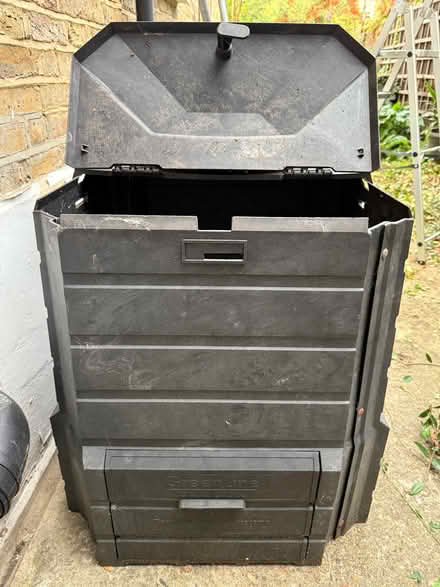 Photo of free Compost bin (East Dulwich SE22) #2