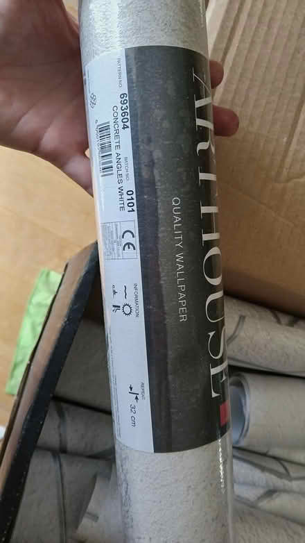 Photo of free Modern decorative wallpaper (Navan) #2