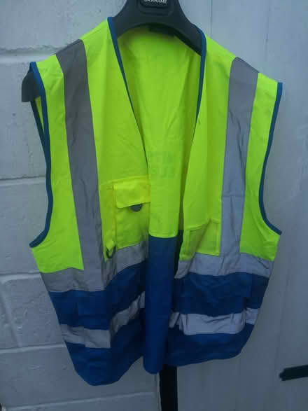Photo of free Hi Vis Vest #1 (CT10) #1