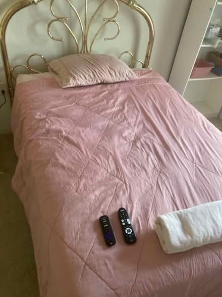 Photo of free mirrors and bed (Hampton, VA (Coliseum Central)) #1