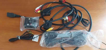 Photo of free Selection of video cables (Ham TW10) #1