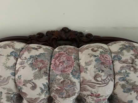Photo of free Antique style couch excellent shape (Scarborough) #2