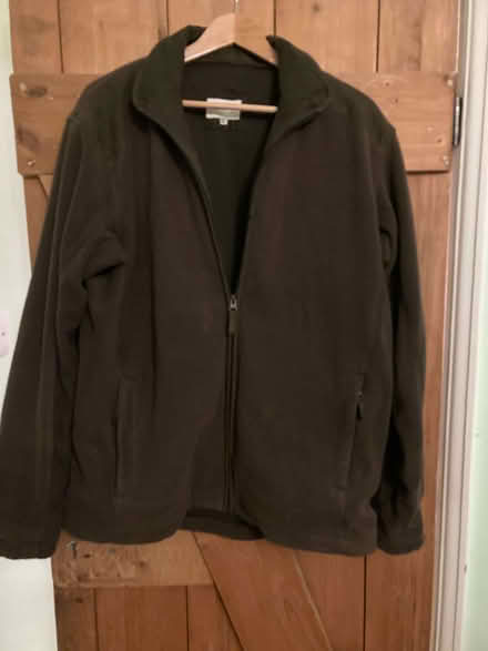 Photo of free Man's Fleece Jacket (CT5) #1