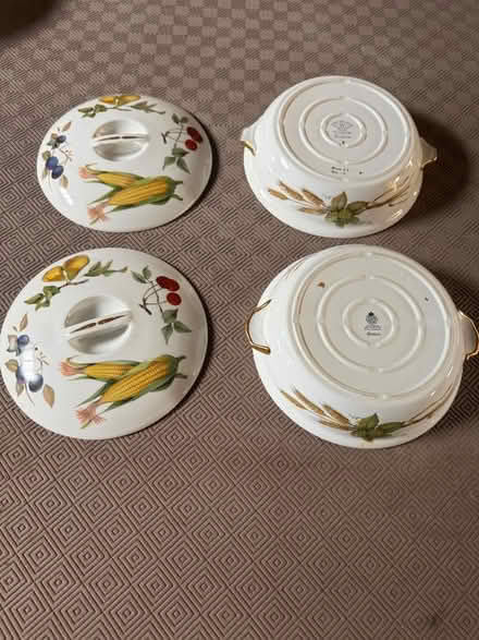 Photo of free Royal Worcester Evesham casserole dishes (Westham BN24) #3