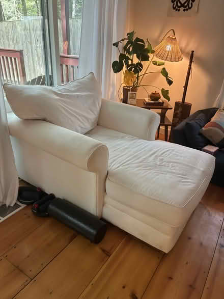Photo of free Accent Chair / Chaise Lounge (Kerhonkson, NY) #2