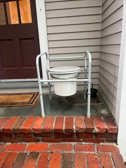 Photo of free Commode (Winchester, west side) #1