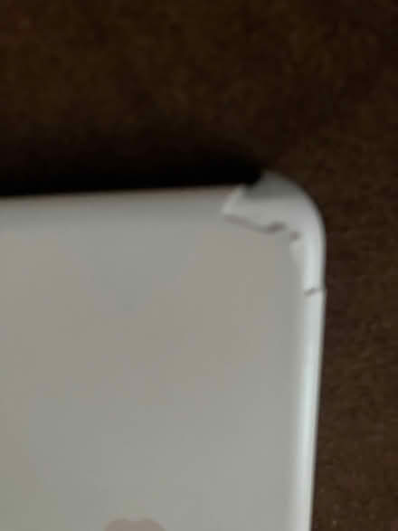 Photo of free Iphone SE Case (Bilton HG1) #4