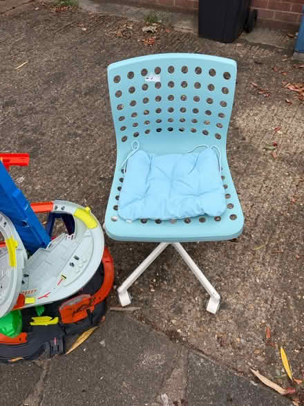 Photo of free Ikea desk chair (Chadwell Heath RM6) #1