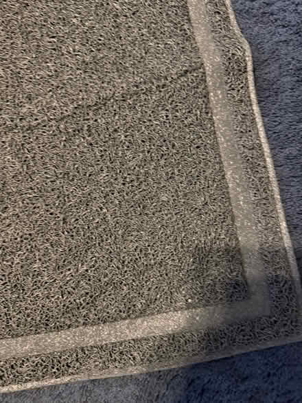 Photo of free Litter tray mat (Finsbury Park N4) #2