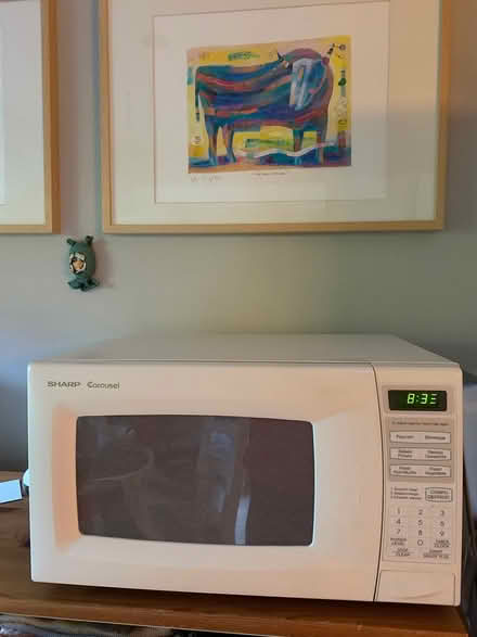 Photo of free 1998 Microwave (Shoreline) #1