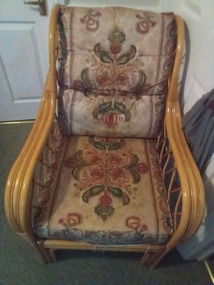 Photo of free Conservatory Chair. (Wendover HP22) #1