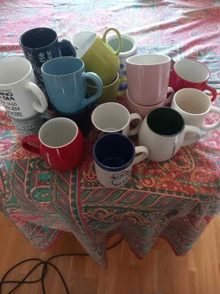 Photo of free Mugs (Northcourt OX14) #1