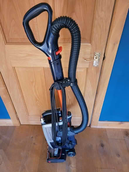 Photo of free Vacuum cleaner (Walton LD8) #3