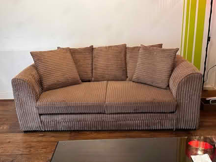 Photo of free Sofas (Highbury N7) #2