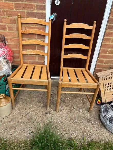 Photo of free 3 dining chairs (Ipswich IP2) #1