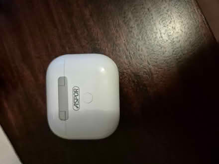 Photo of free Ear Pods (Horsham Town area) #2