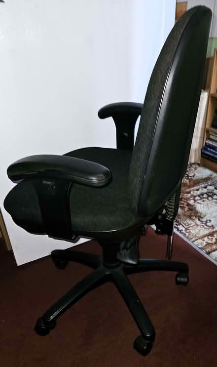 Photo of free Office chair (Gorse Hill SN2) #1