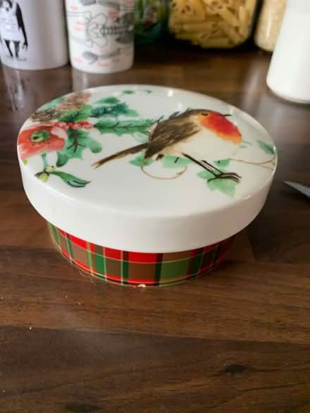 Photo of free Decorative dish (M32) #1