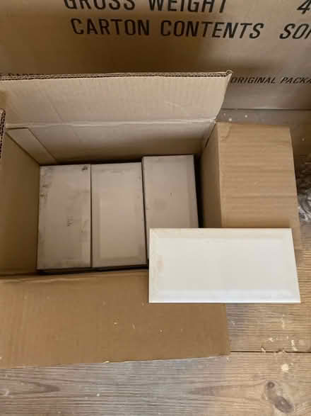 Photo of free White Metro Tiles (CT11) #1