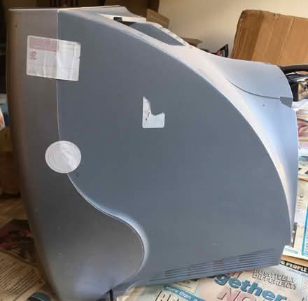 Photo of free Old Portable Silver Tv (Liverpool L6) #2