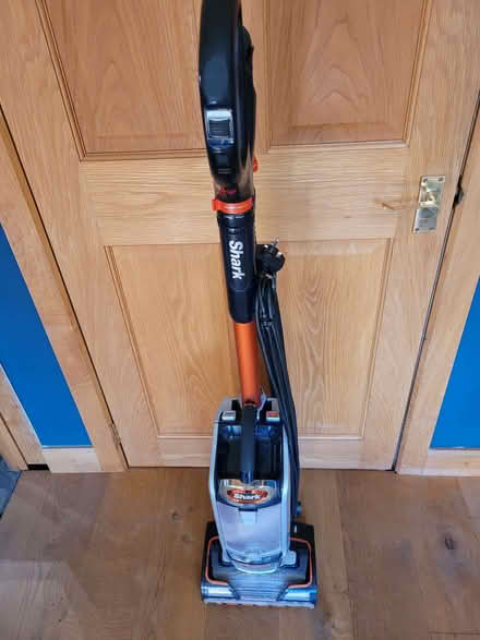 Photo of free Vacuum cleaner (Walton LD8) #2