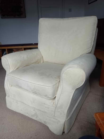 Photo of free Two armchairs - lemon fabric (Abingdon OX14) #4