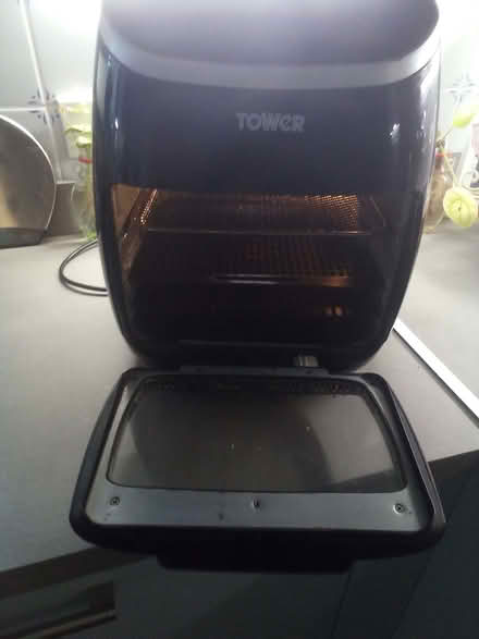 Photo of free Tower Air fryer Oven (Wendover HP22) #1