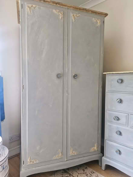 Photo of free Wardrobe, Chest of drawers and small bedside table (Laindon SS15) #4