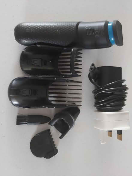 Photo of free Men's Braun grooming set (Woolton L25) #2