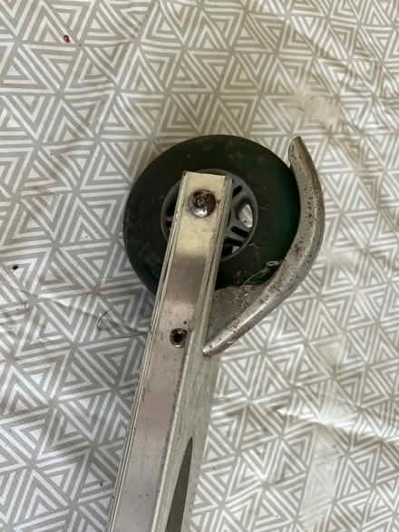 Photo of free Razor scooter (Salisbury SP1) #3