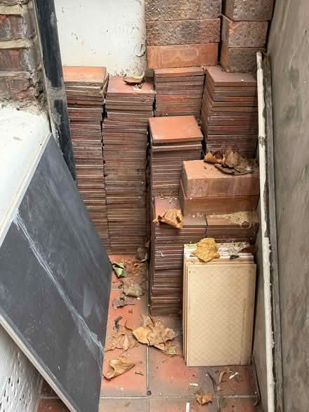 Photo of free 14x14 cm quarry tiles (SW7 4NQ) #2