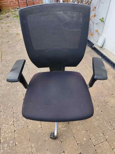 Photo of free Office chair (Oakwood Park N14) #1