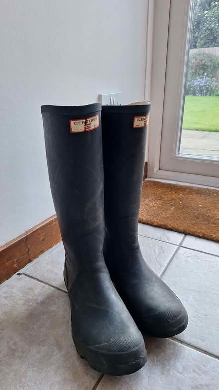 Photo of free Big black Wellies size 8-10 (Weavering Street ME14) #1