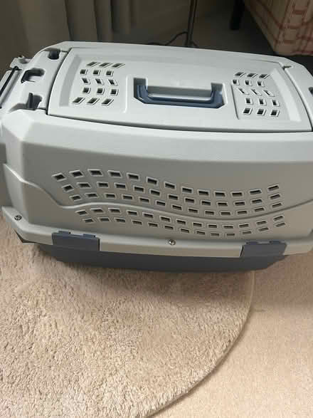 Photo of free Cat/ Small Pet Carrier (Colinton Mains EH13) #1