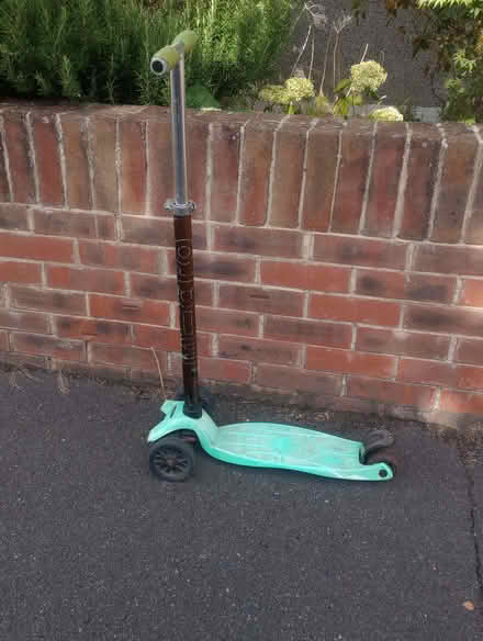 Photo of free Maxi Micro Scooter (Motspur Park KT3) #3