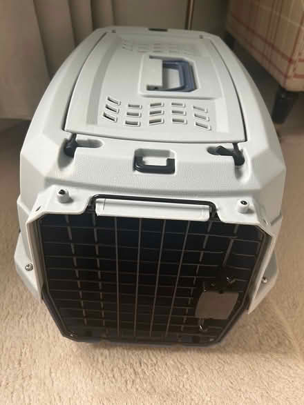 Photo of free Cat/ Small Pet Carrier (Colinton Mains EH13) #2