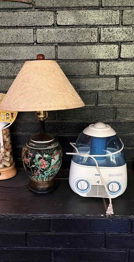 Photo of free Lamp and humidifier (Issaquah) #1