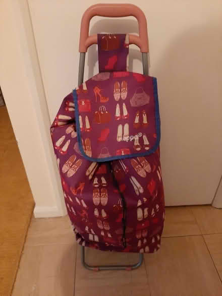Photo of free Shopping trolly (Carlton) #1