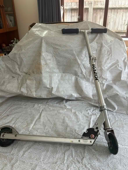 Photo of free Razor scooter (Salisbury SP1) #2