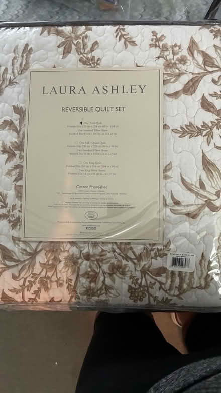 Photo of free Sophisticated bedding (Poolesville, Maryland) #2