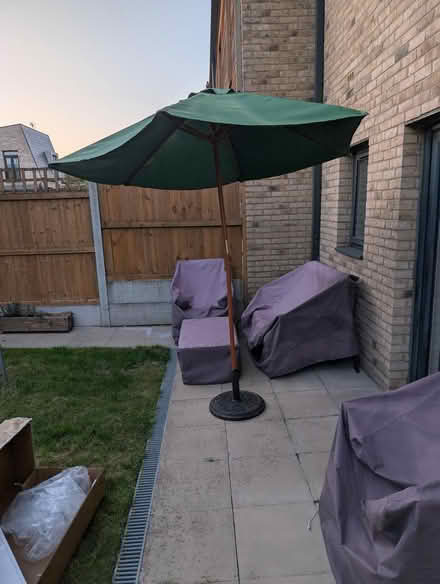 Photo of free Garden parasol (High Barnet) #1
