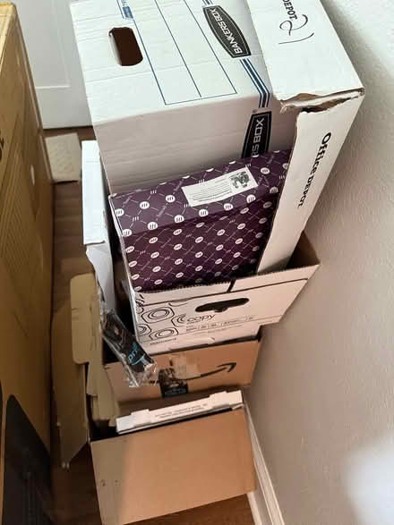 Photo of free boxes (Taylor’s) #3