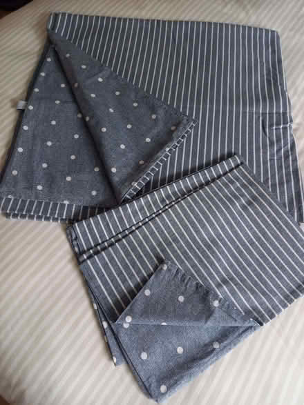 Photo of free King size duvet cover & pillow cases (West Yatton SN14) #1